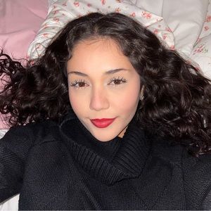 Meet your Posher, Regina